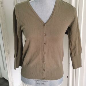 Cotton Ginny vintage olive green 💚 cardigan. Size small. EUC